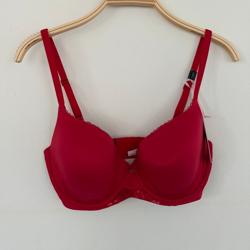 Victoria's Secret Body by Victoria Perfect Shape Red Lace Underwire Bra 34DDD